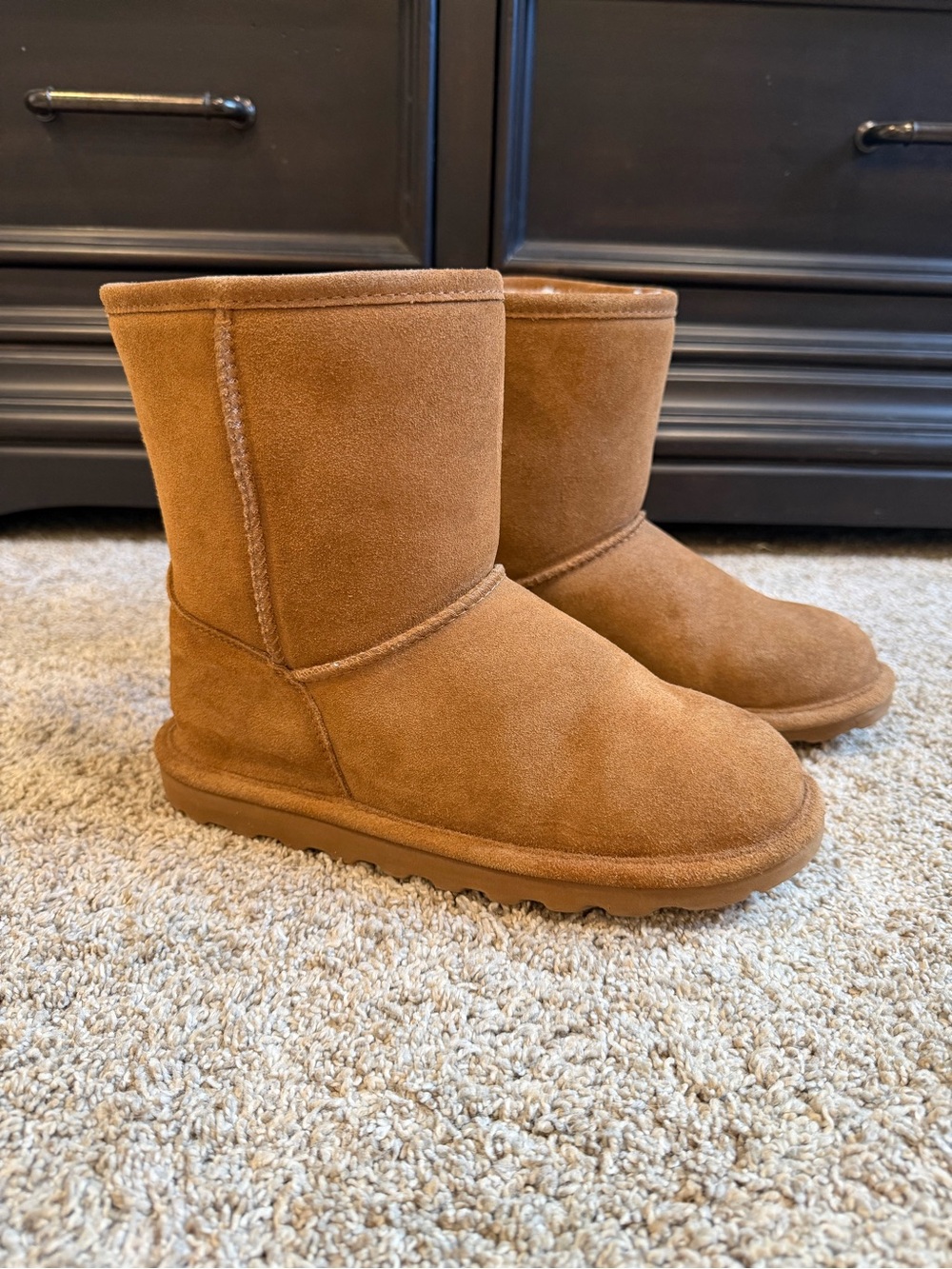 BearPaw Women's Chestnut Short Winter Boots